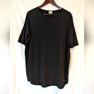 Lularoe Solid Black Irma